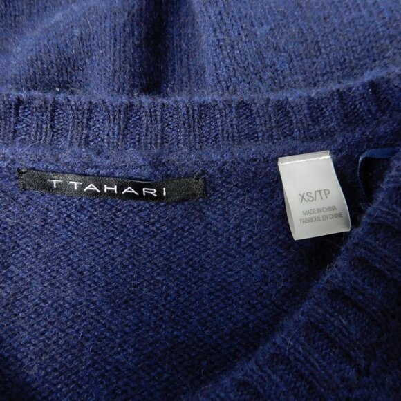 TAHARI Women's Après 100% CASHMERE SWEATER Size XS Navy Blue NEW - Picture 3 of 9